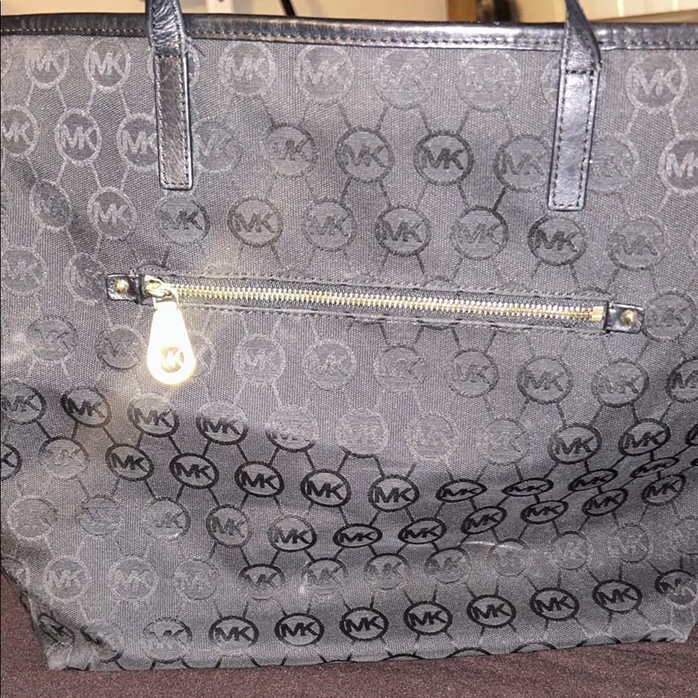 Michael Kors Black Patterned Tote Bag